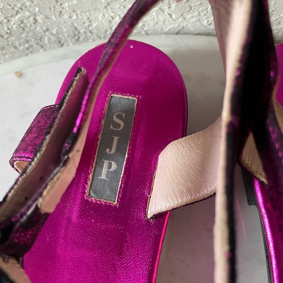 Sarah Jessica Parker SJP Metallic Purple T Strap Sandals - Picture 8 of 9